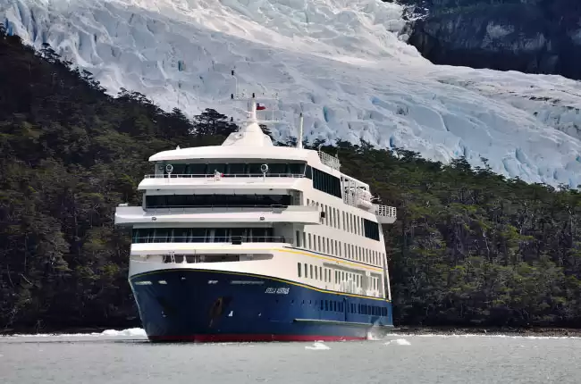 M/N Stella Australis