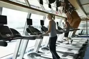 Centro de fitness / Estudio de Aeróbic