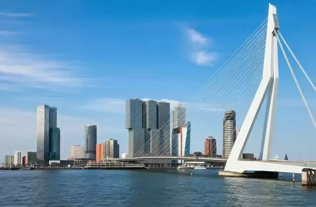 En el puerto de Rotterdam