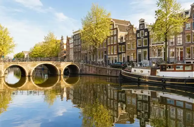 Desde los canales de Ámsterdam