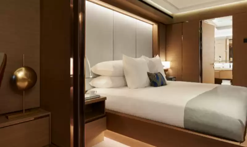 The Signature Mid Suites