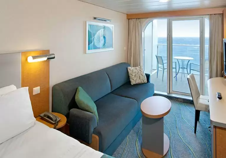 Cabina comunicada con vista al mar y balcón