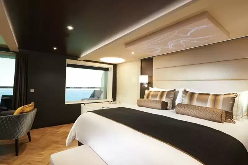 Haven Owner's Suite vista popa Deluxe con balcón